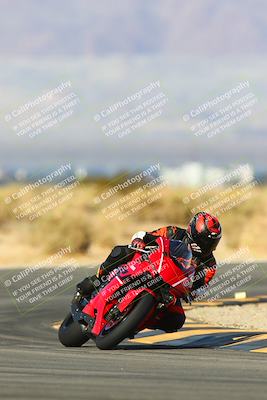 media/Jan-13-2024-SoCal Trackdays (Sat) [[9c032fe5aa]]/Turn 16 Set 2 (1120am)/